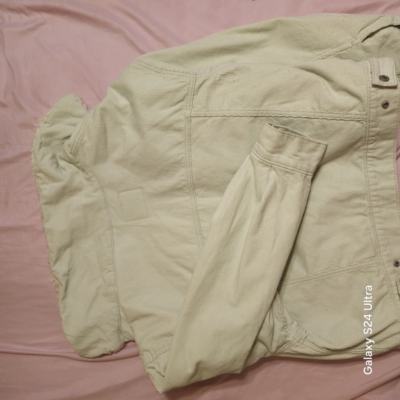 Levi's Cream Sherpa-Lined Denim Jacket - Picture 5 of 10